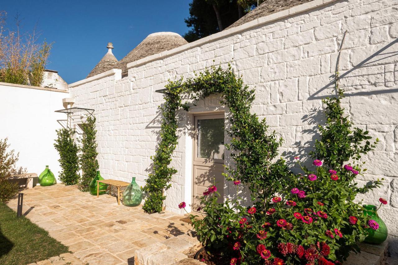Trulli In Corte 阿尔贝罗贝洛 外观 照片