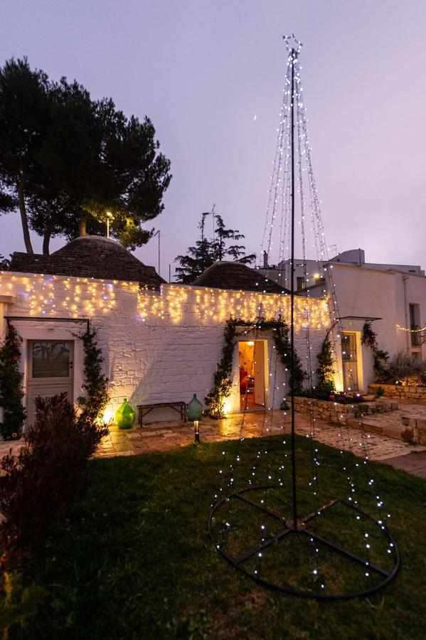 Trulli In Corte 阿尔贝罗贝洛 外观 照片