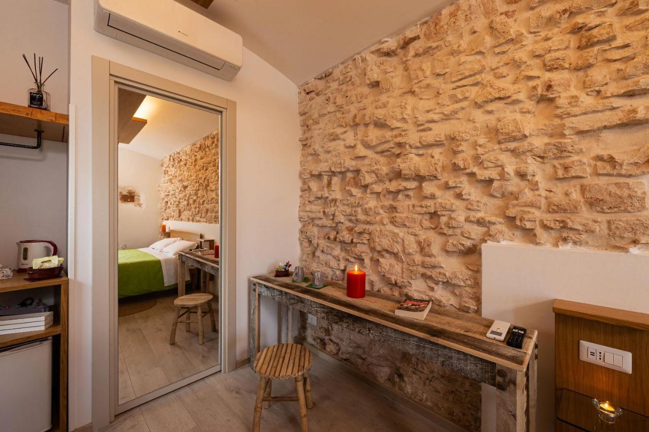 Trulli In Corte 阿尔贝罗贝洛 外观 照片